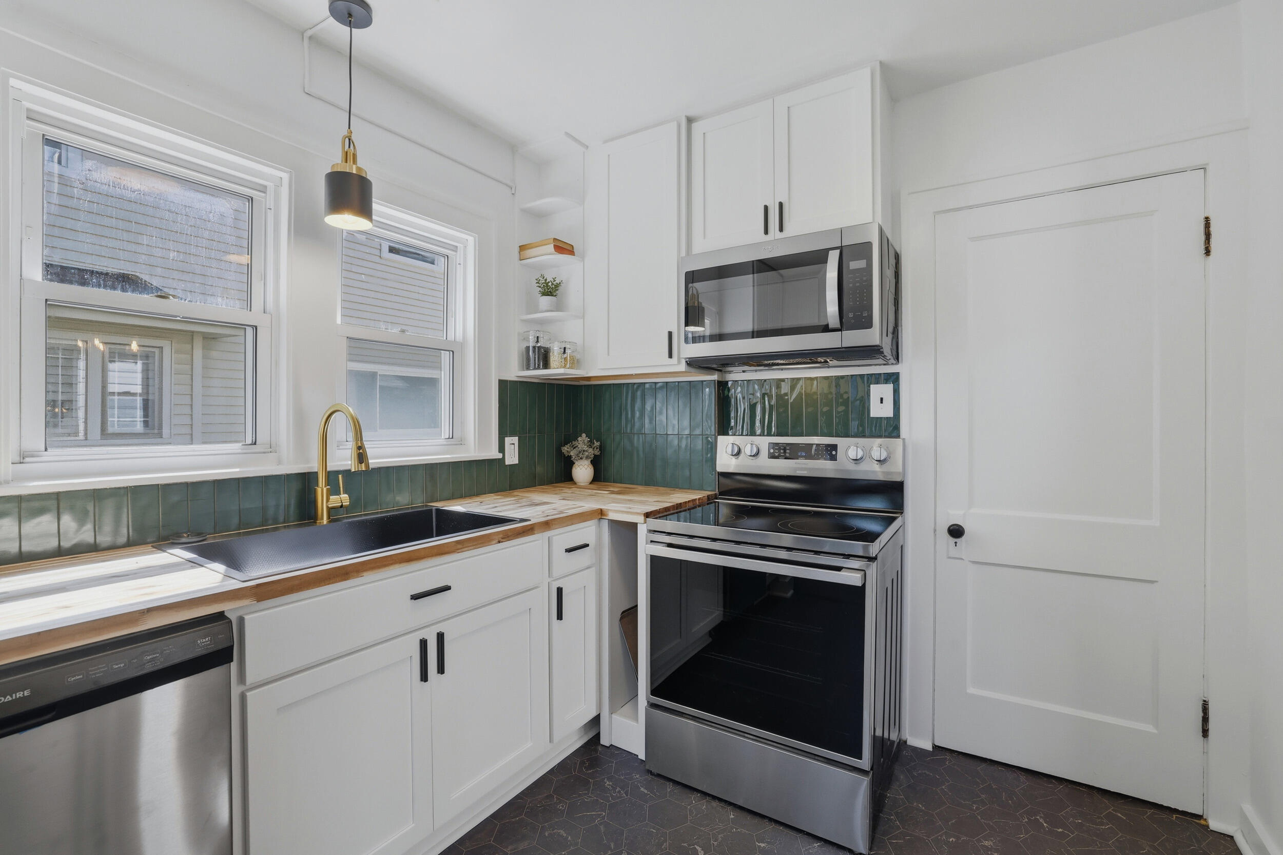 1019 Vernon Street NE Grand Rapids MI 49503