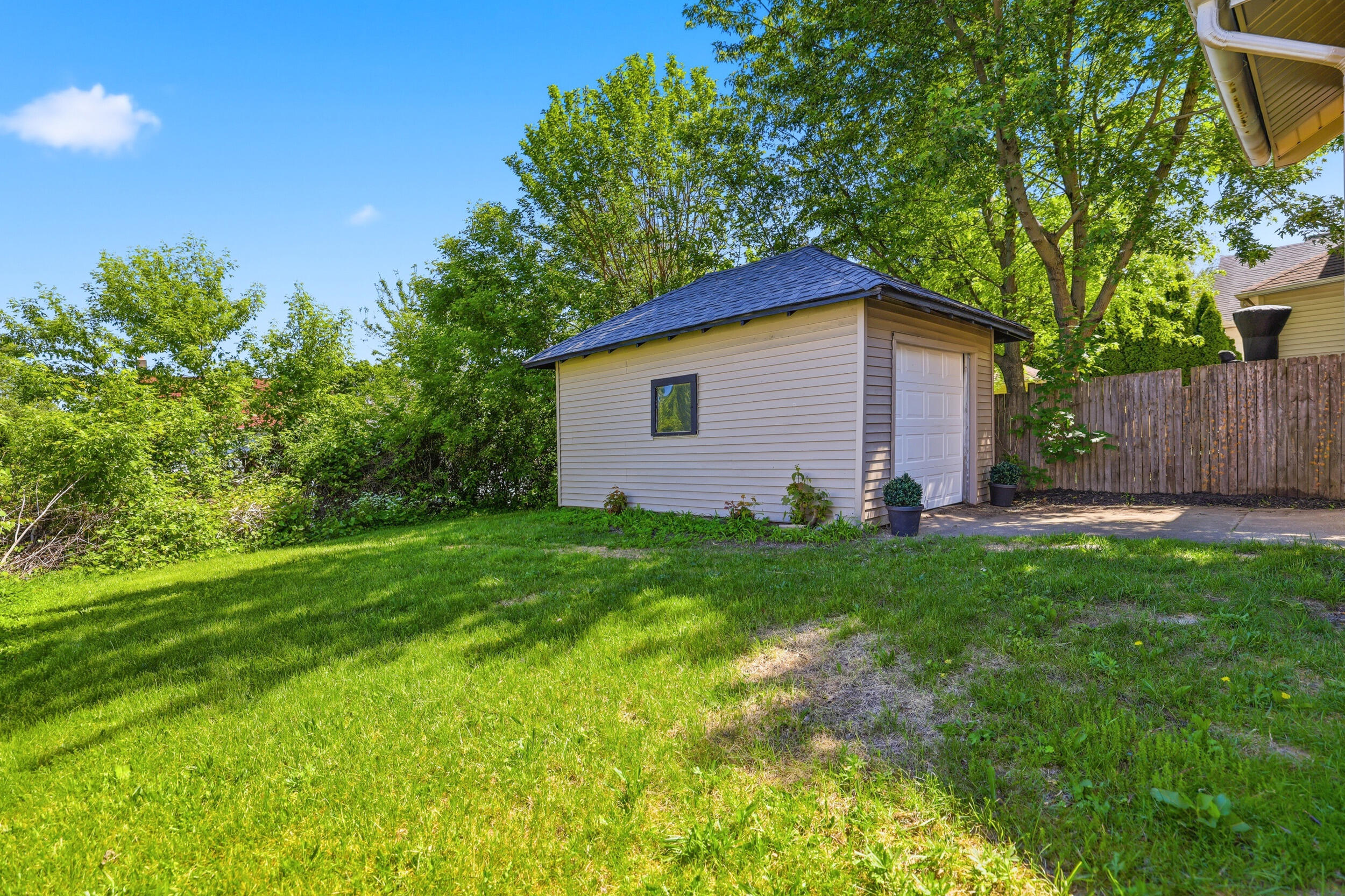 1019 Vernon Street NE Grand Rapids MI 49503