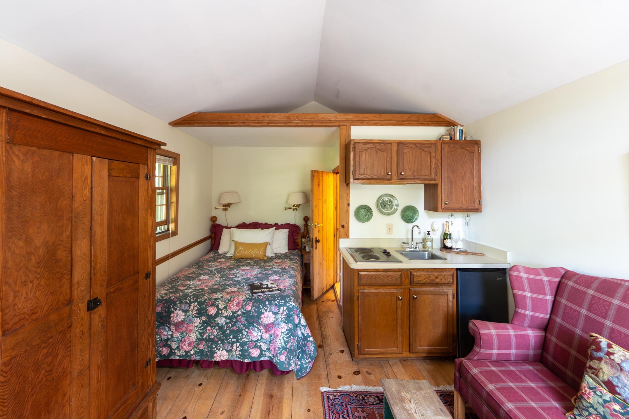 8425 Parshallville Road Fenton MI 48430