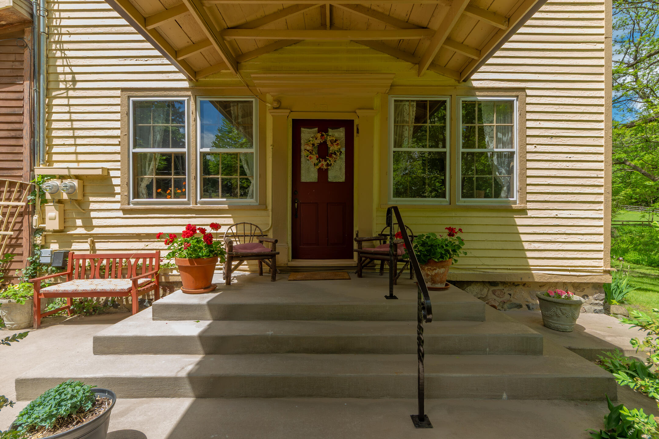 8425 Parshallville Road Fenton MI 48430