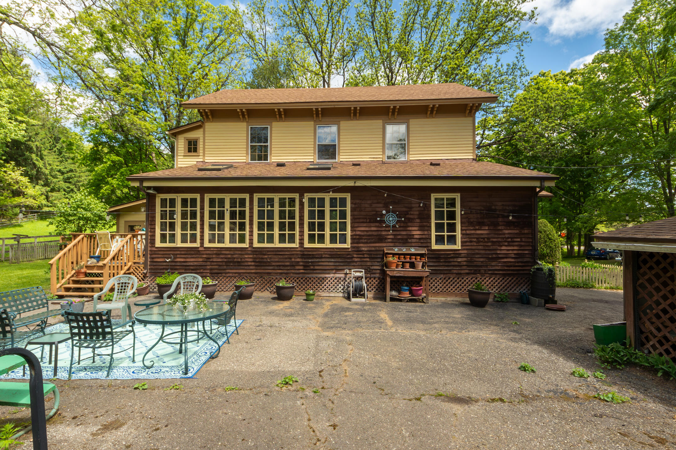 8425 Parshallville Road Fenton MI 48430