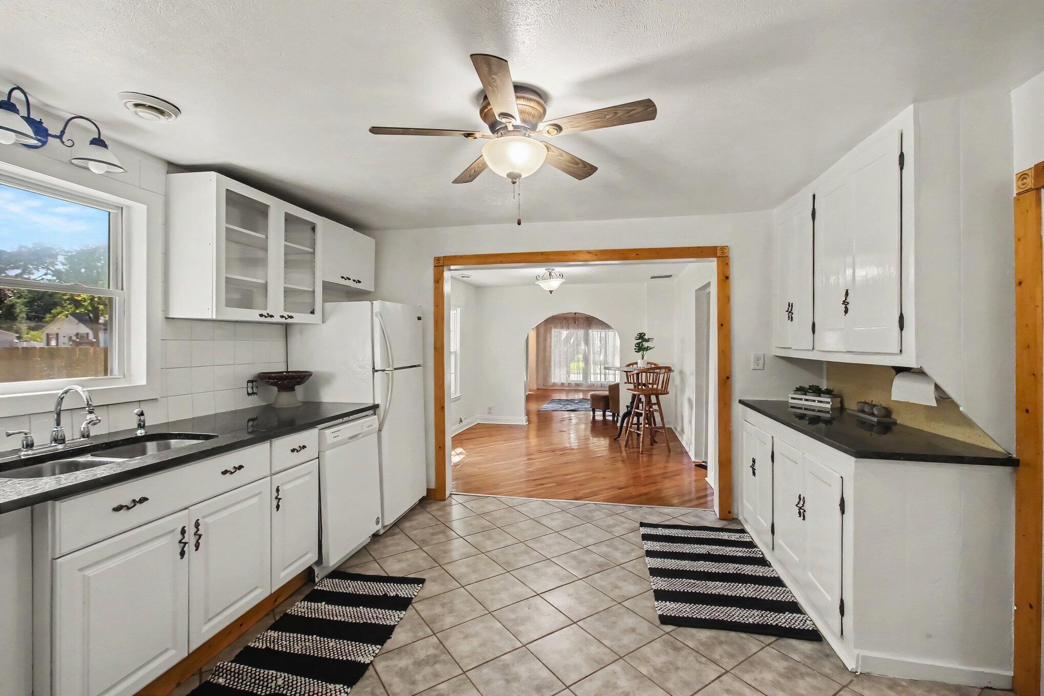 1234 Langeland Avenue Muskegon MI 49442