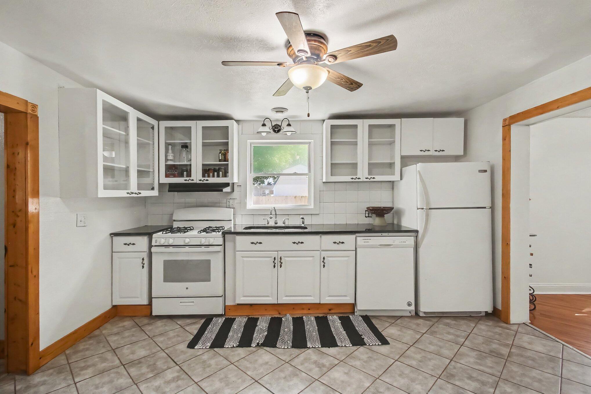 1234 Langeland Avenue Muskegon MI 49442