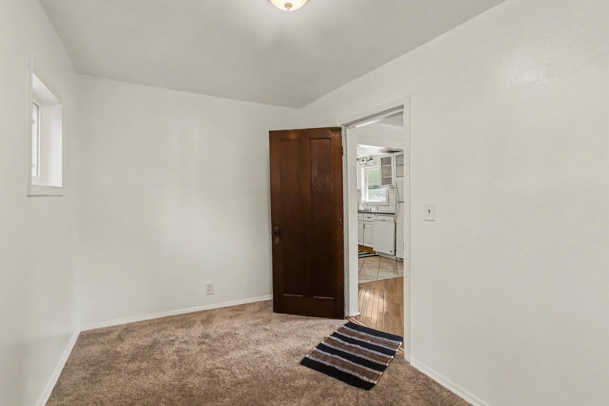 1234 Langeland Avenue Muskegon MI 49442