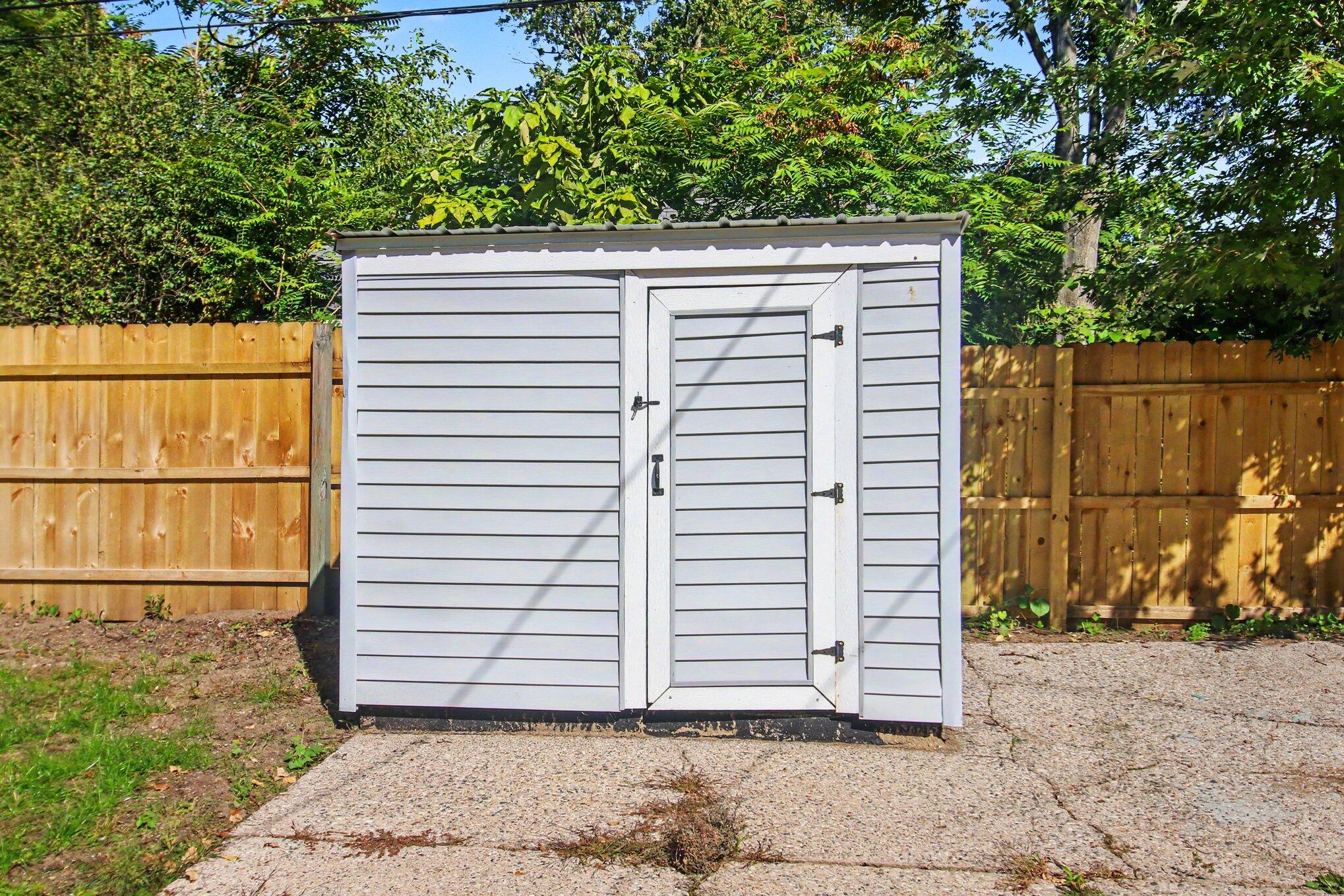 1234 Langeland Avenue Muskegon MI 49442