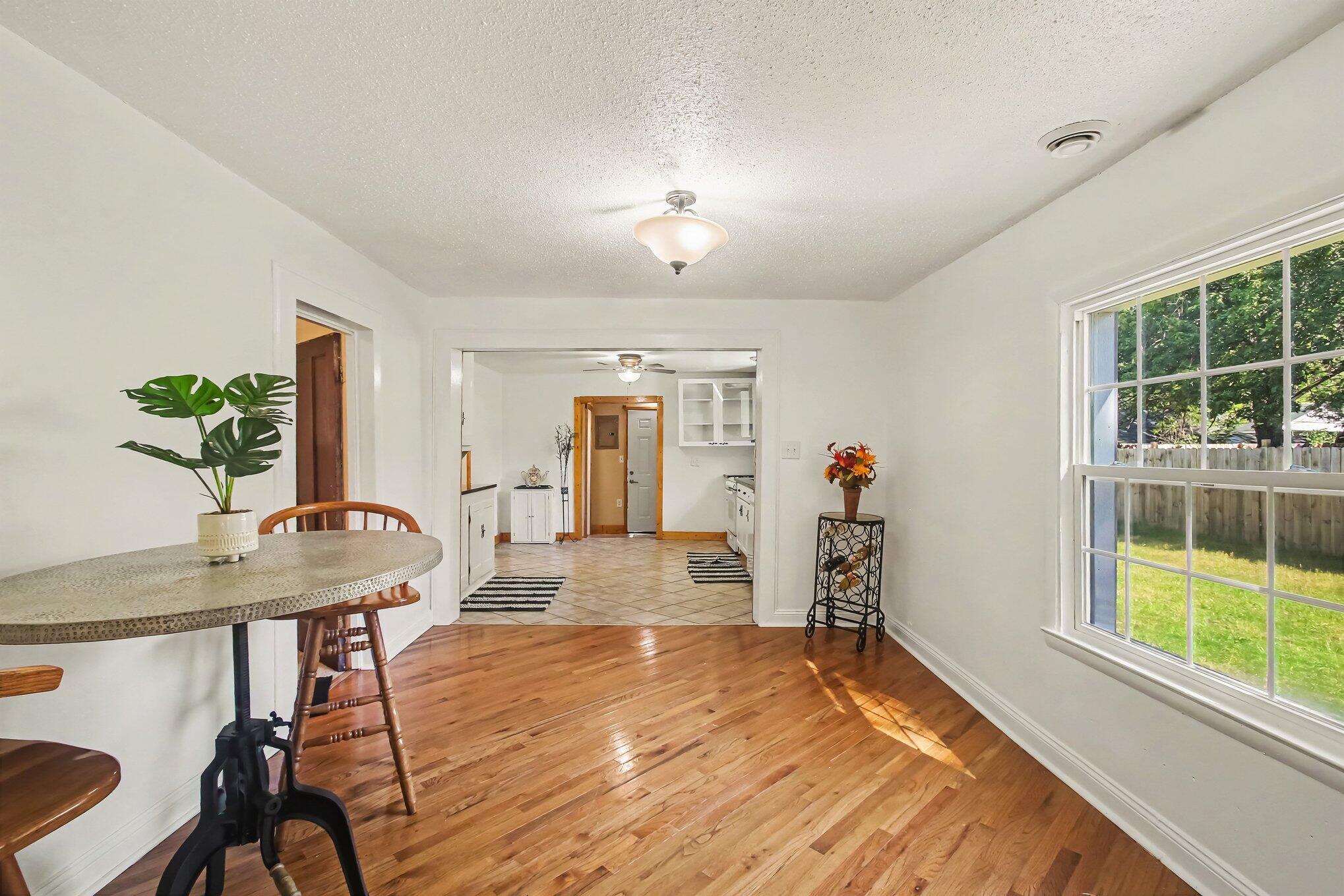 1234 Langeland Avenue Muskegon MI 49442