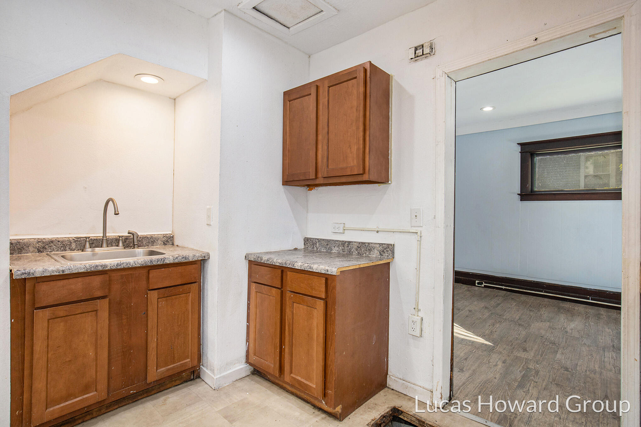 737 Dolbee Avenue SE Grand Rapids MI 49506