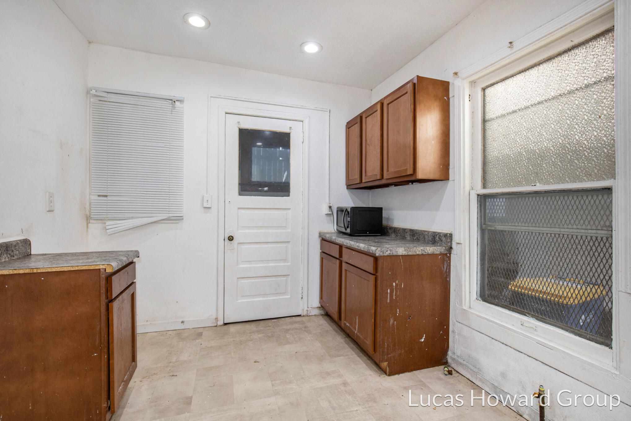 737 Dolbee Avenue SE Grand Rapids MI 49506