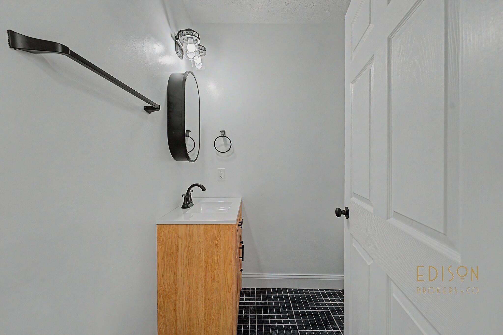 29 Home Street SW Grand Rapids MI 49507