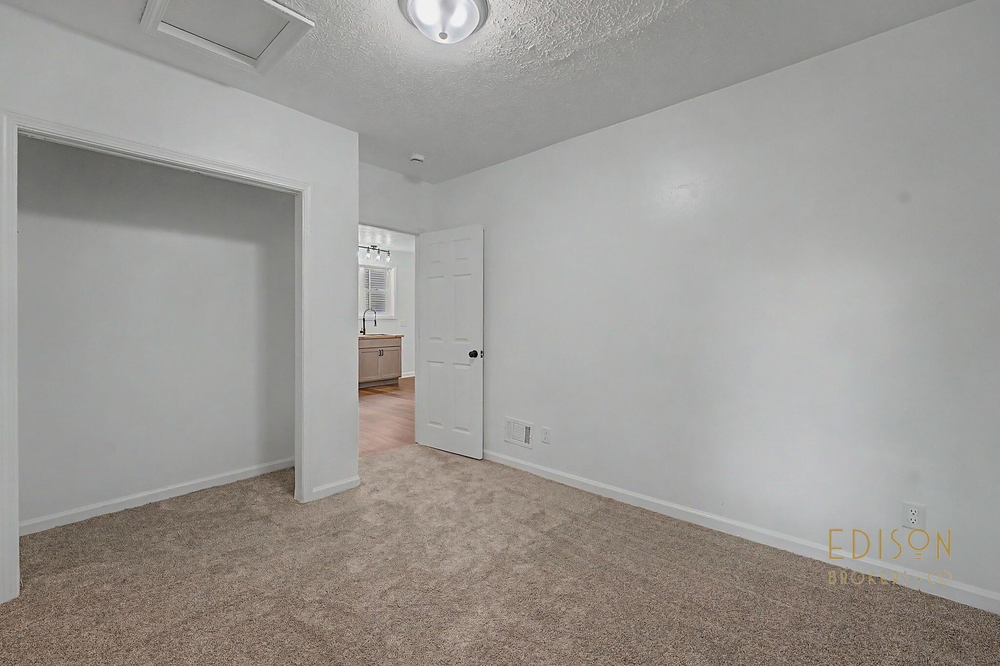 29 Home Street SW Grand Rapids MI 49507