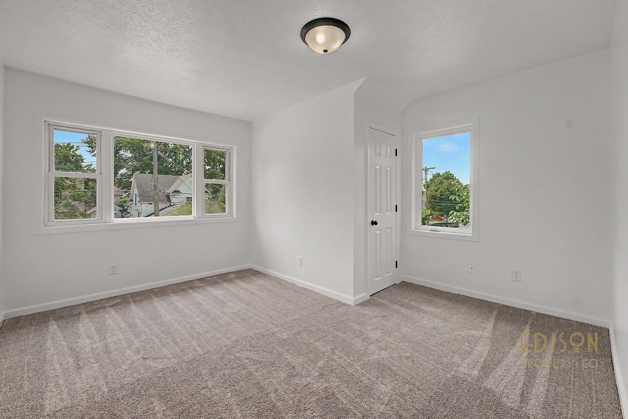 29 Home Street SW Grand Rapids MI 49507