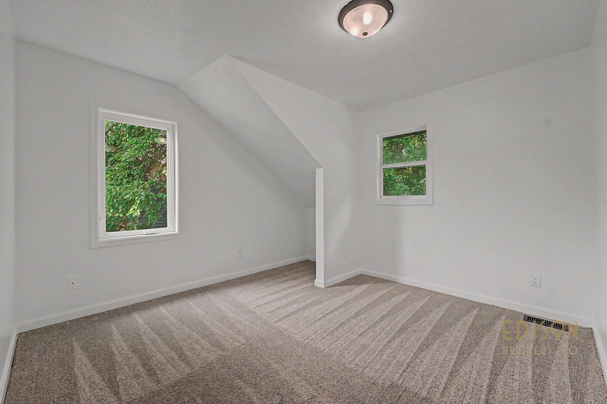 29 Home Street SW Grand Rapids MI 49507