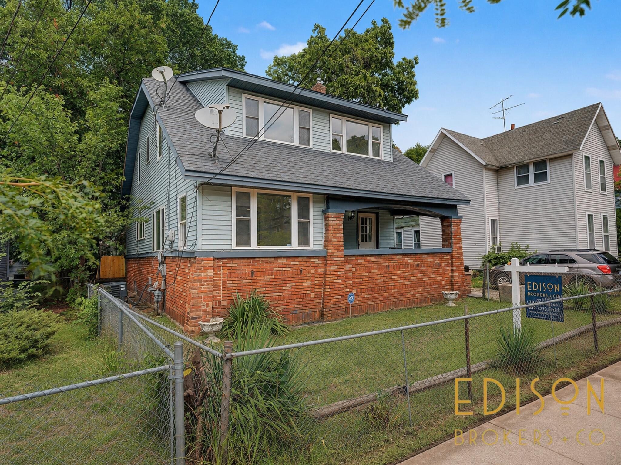 29 Home Street SW Grand Rapids MI 49507