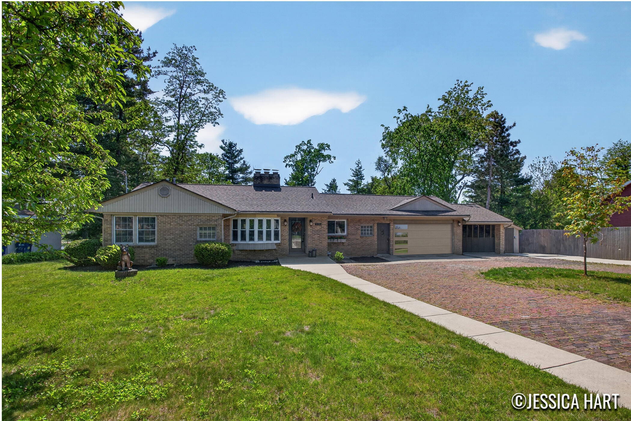 3311 Dorais Drive NE Grand Rapids MI 49525