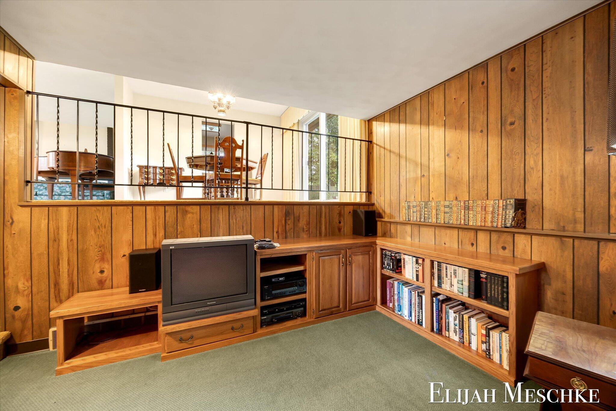 6510 Twilight Avenue Kalamazoo MI 49048