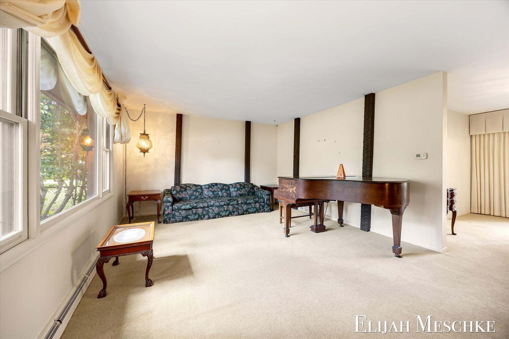 6510 Twilight Avenue Kalamazoo MI 49048