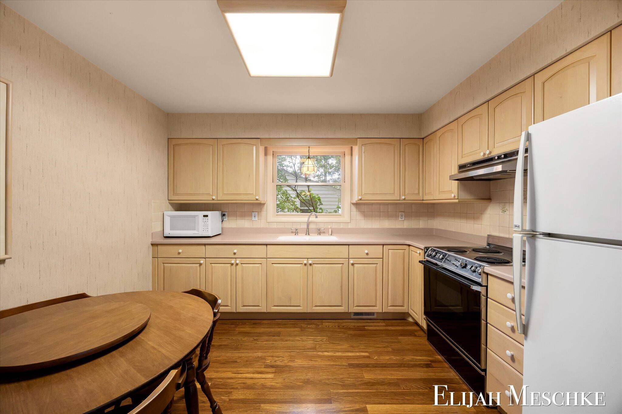 6510 Twilight Avenue Kalamazoo MI 49048