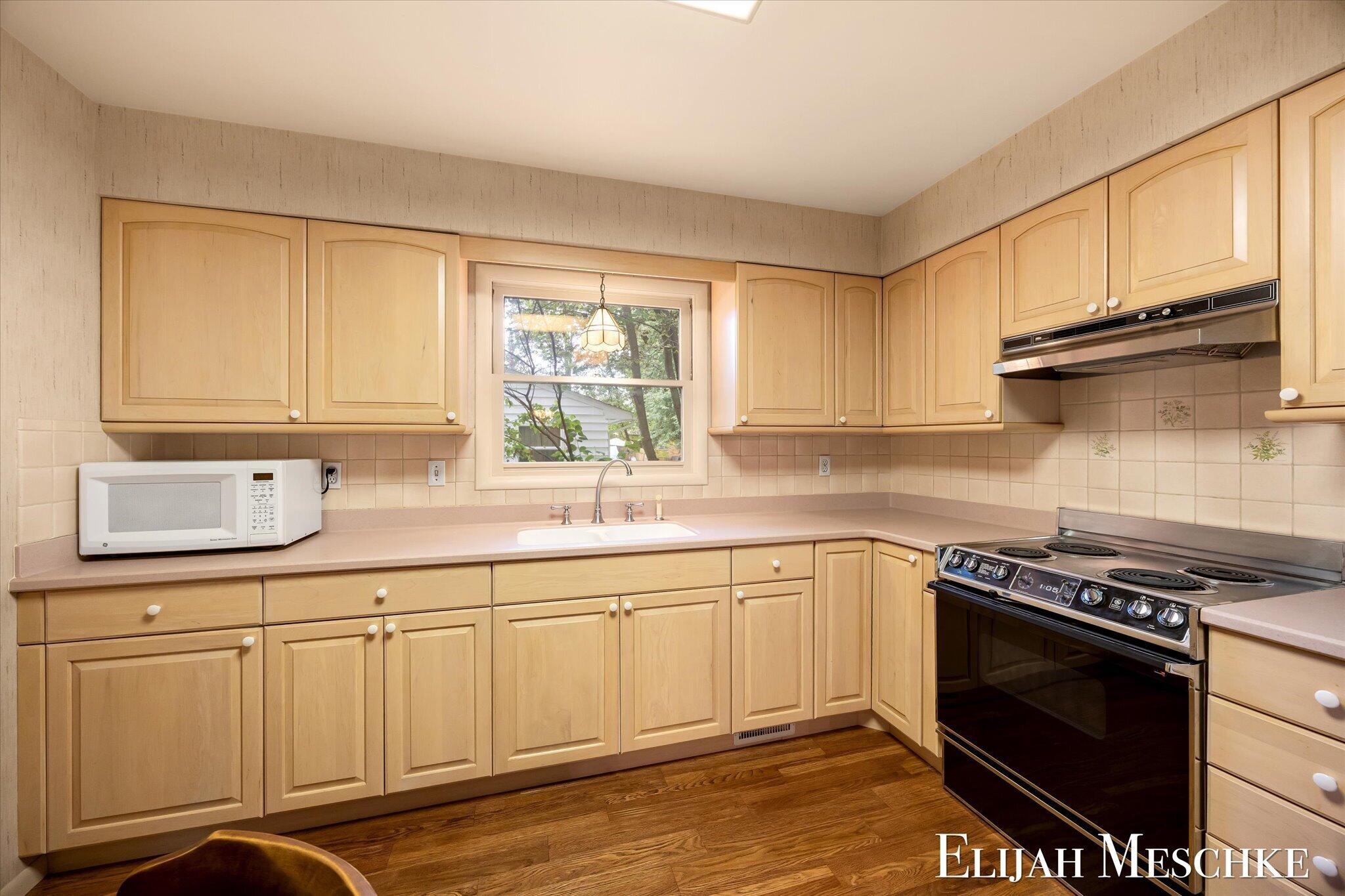 6510 Twilight Avenue Kalamazoo MI 49048