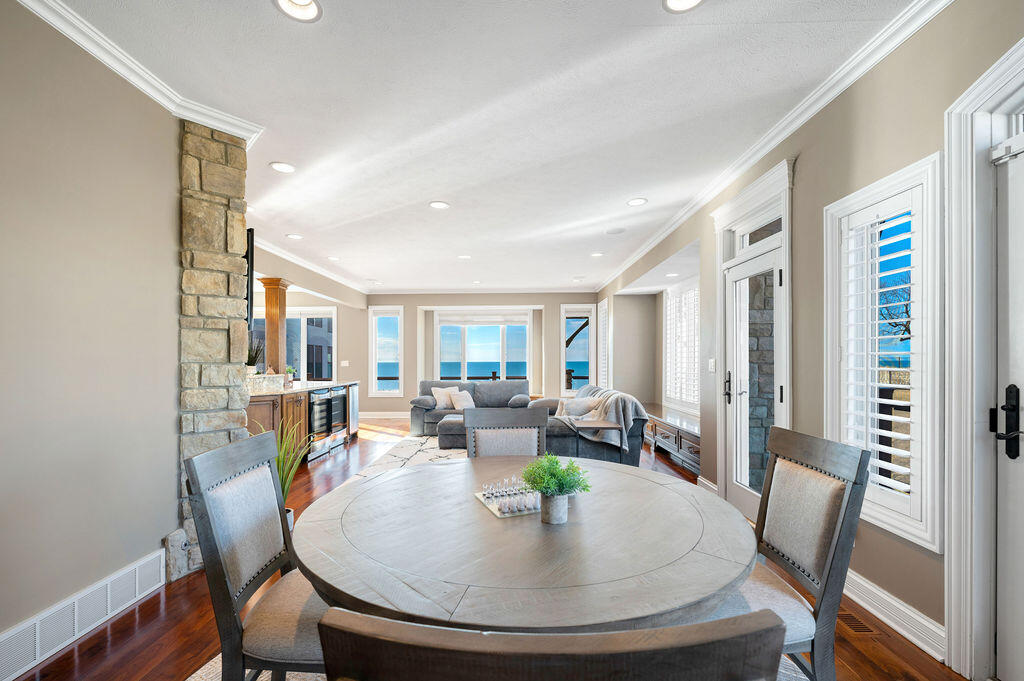 651 Sul Lago S Benton Harbor MI 49022