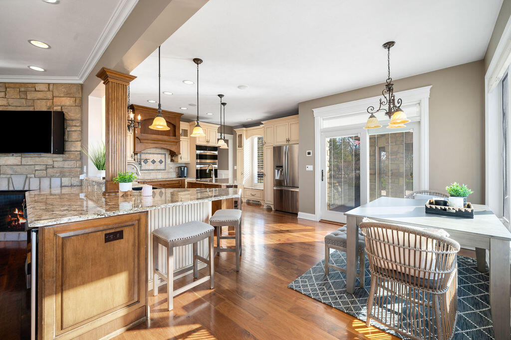 651 Sul Lago S Benton Harbor MI 49022