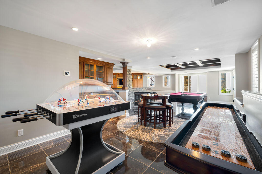 651 Sul Lago S Benton Harbor MI 49022