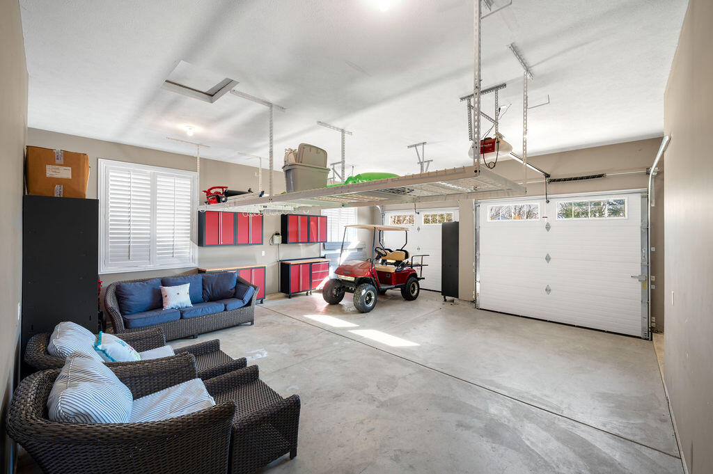 651 Sul Lago S Benton Harbor MI 49022