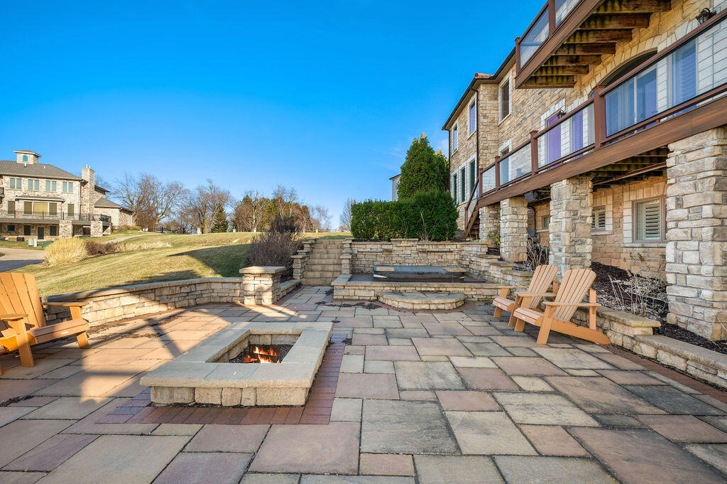 651 Sul Lago S Benton Harbor MI 49022