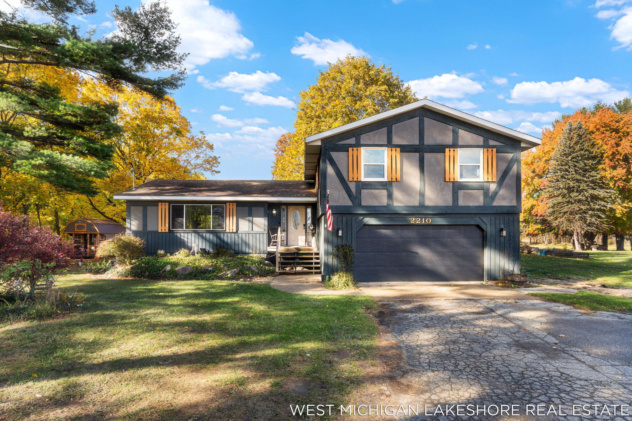 2210 S 58th Street Fennville MI 49408