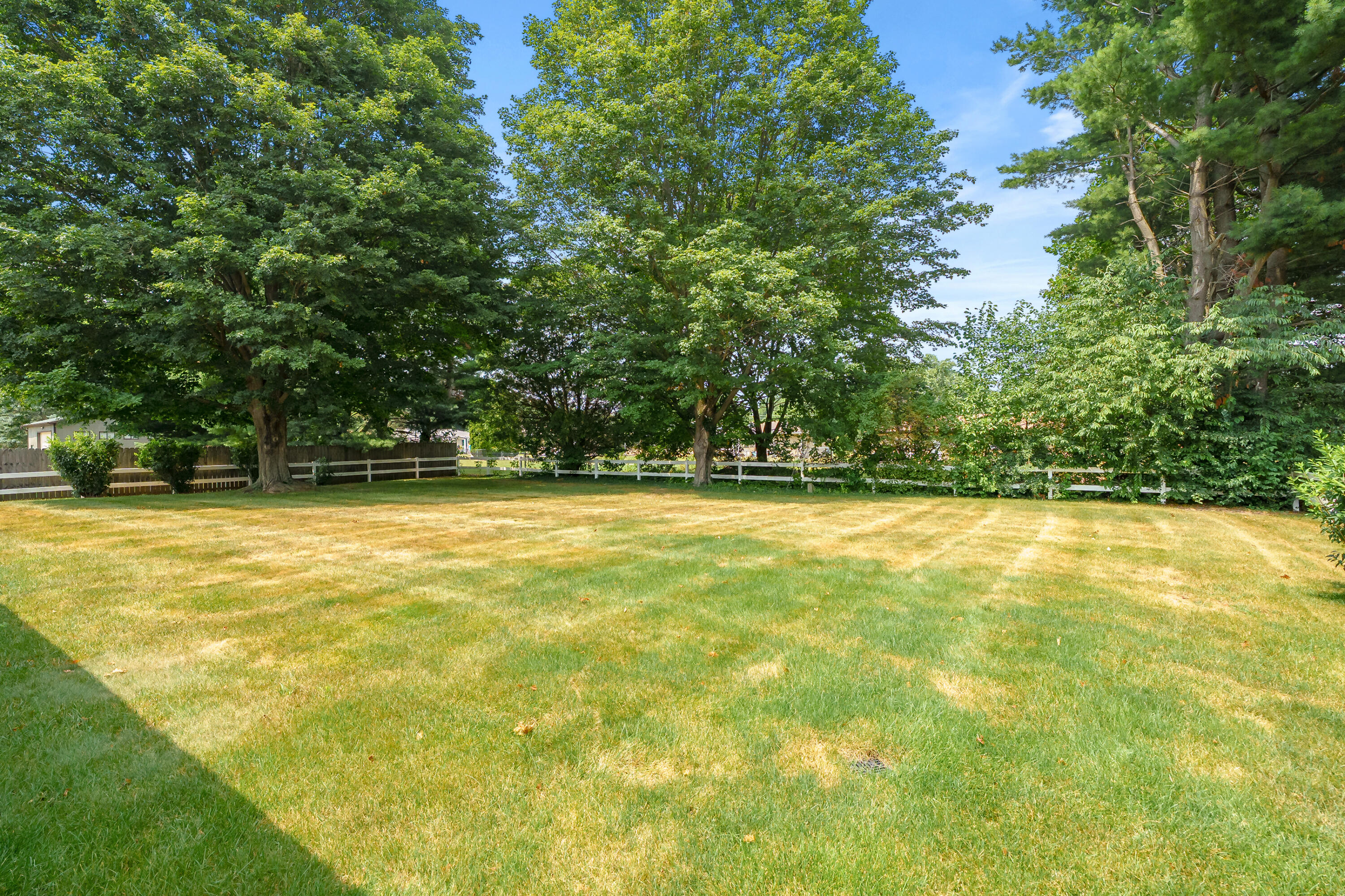 6125 Enola Avenue Kalamazoo MI 49048
