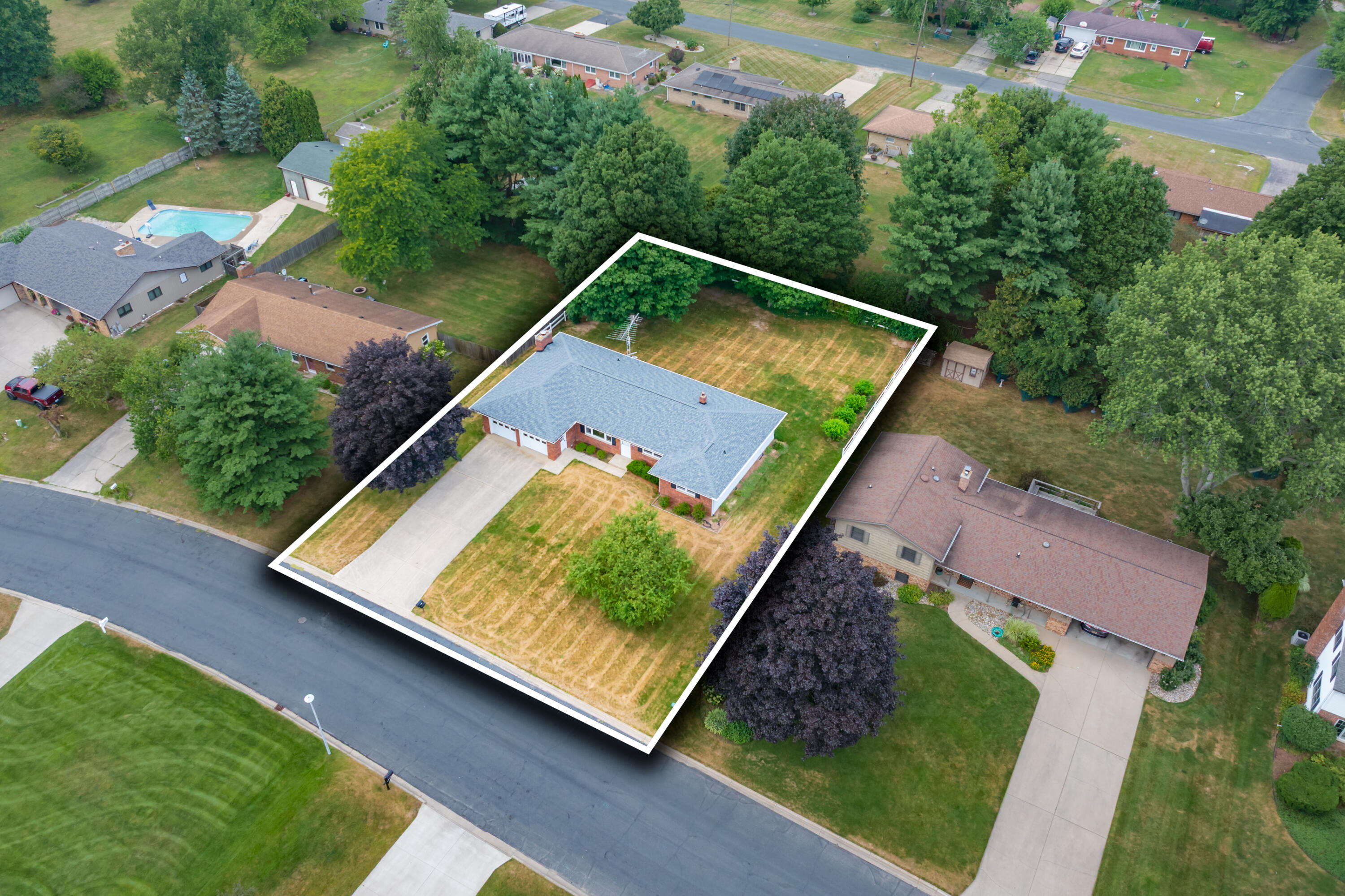 6125 Enola Avenue Kalamazoo MI 49048