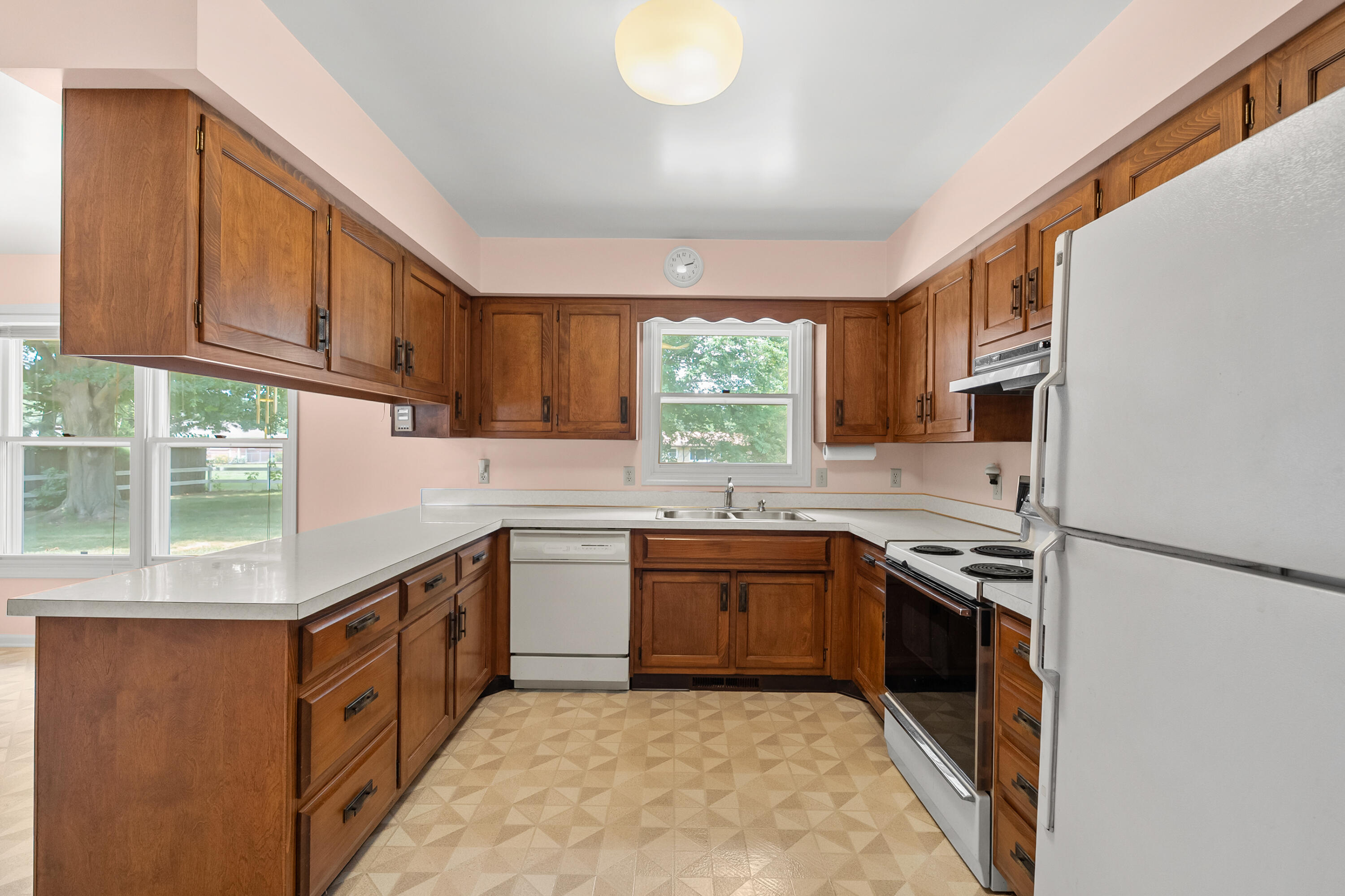 6125 Enola Avenue Kalamazoo MI 49048
