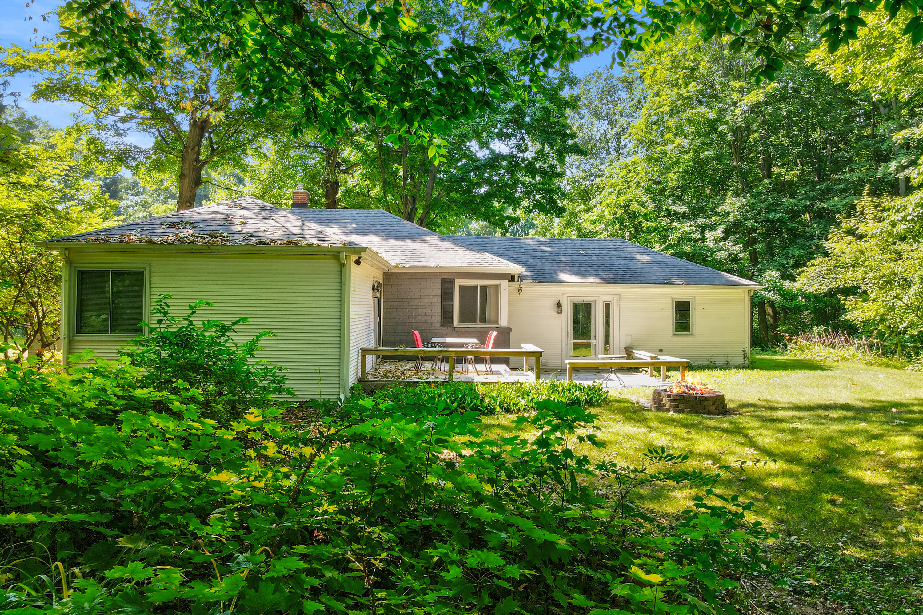 2450 Blue Star Highway Fennville MI 49408