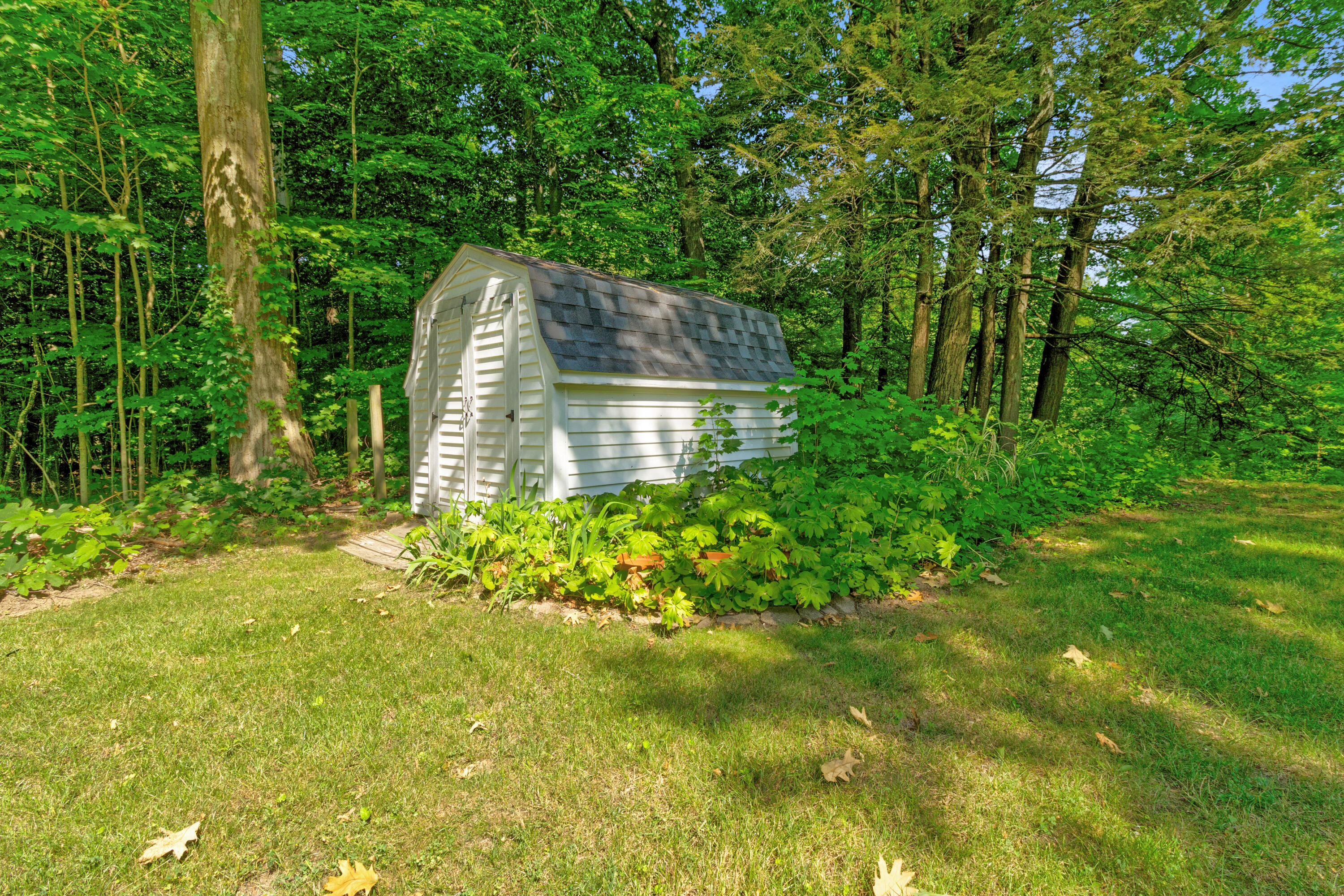 2450 Blue Star Highway Fennville MI 49408