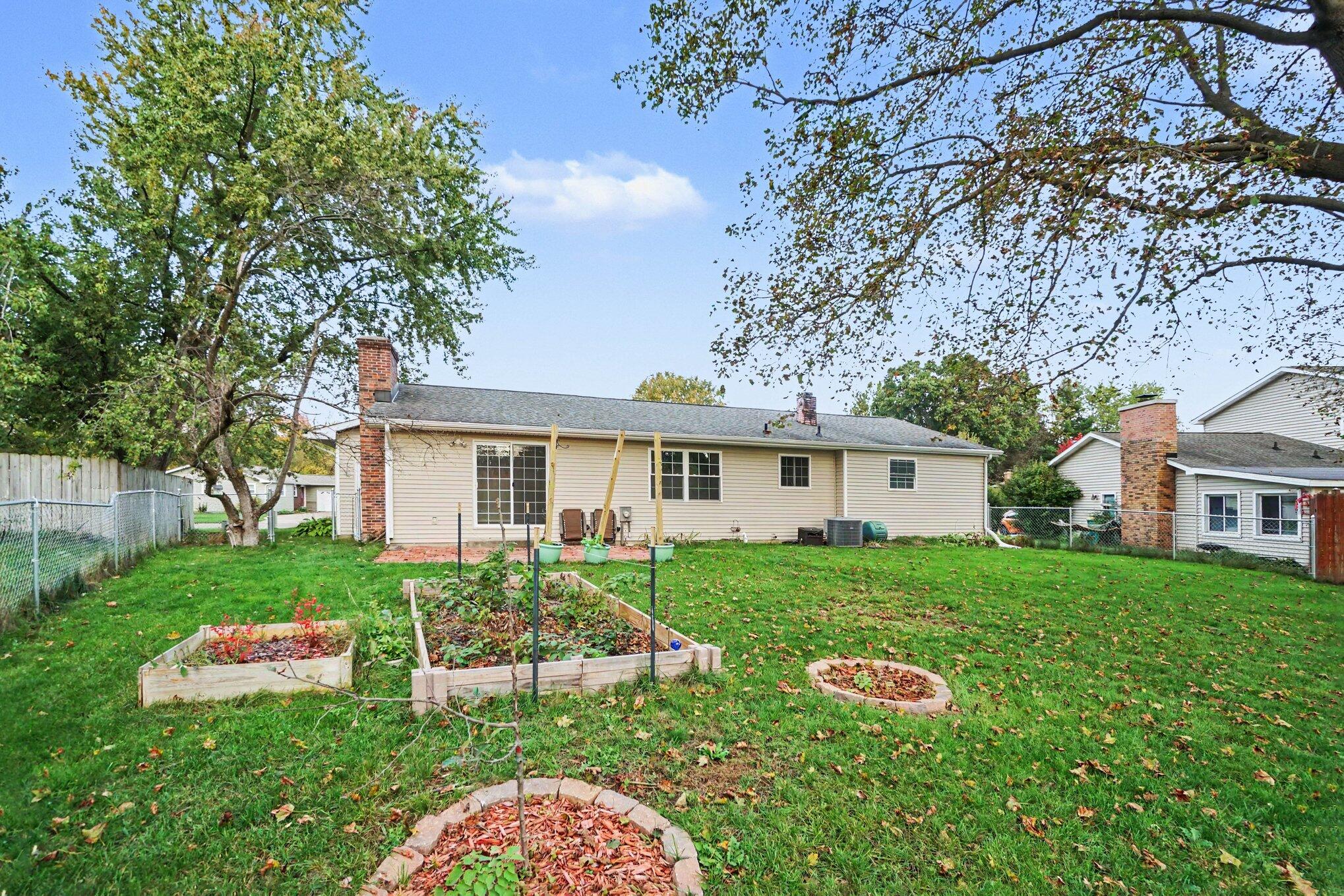 1825 Tamfield Avenue Portage MI 49024