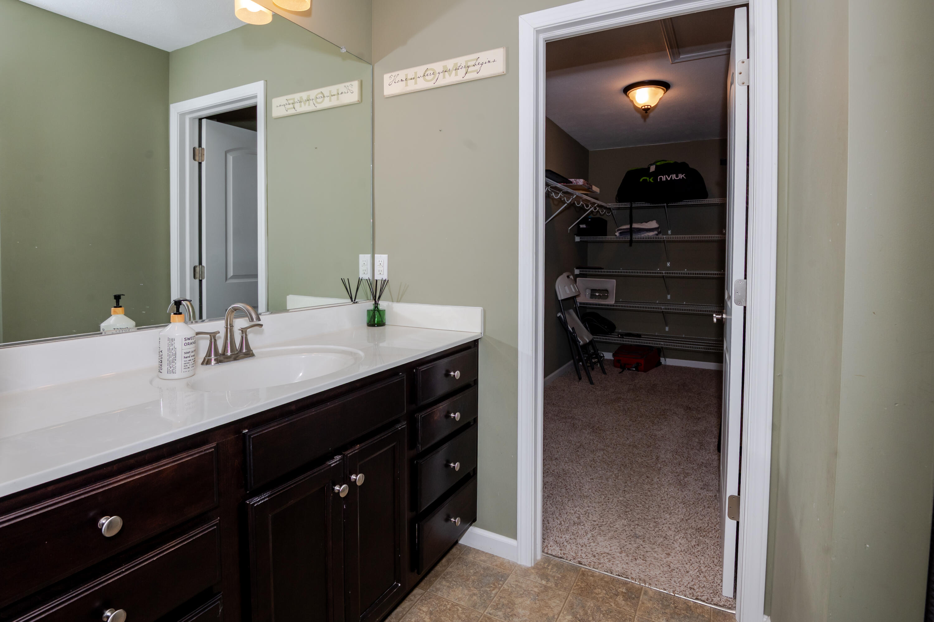 69218 Sundance Drive Edwardsburg MI 49112