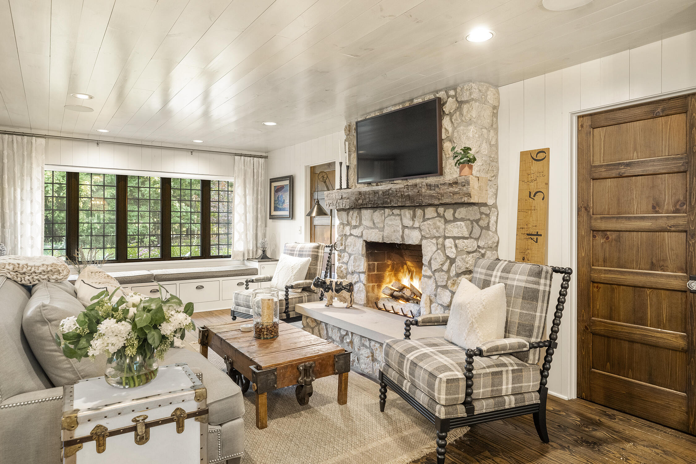 6639 Bandle Street Saugatuck MI 49453