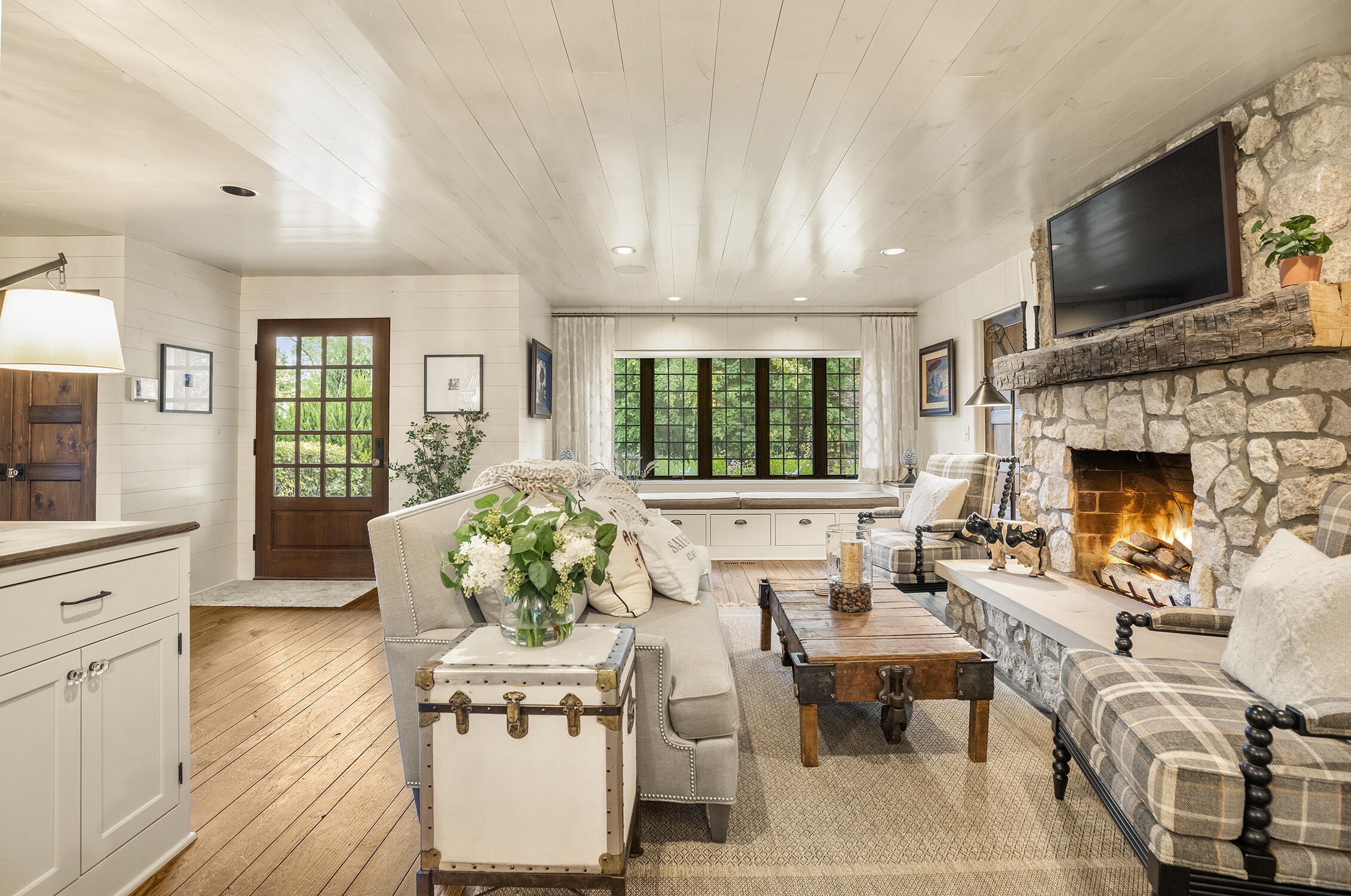 6639 Bandle Street Saugatuck MI 49453