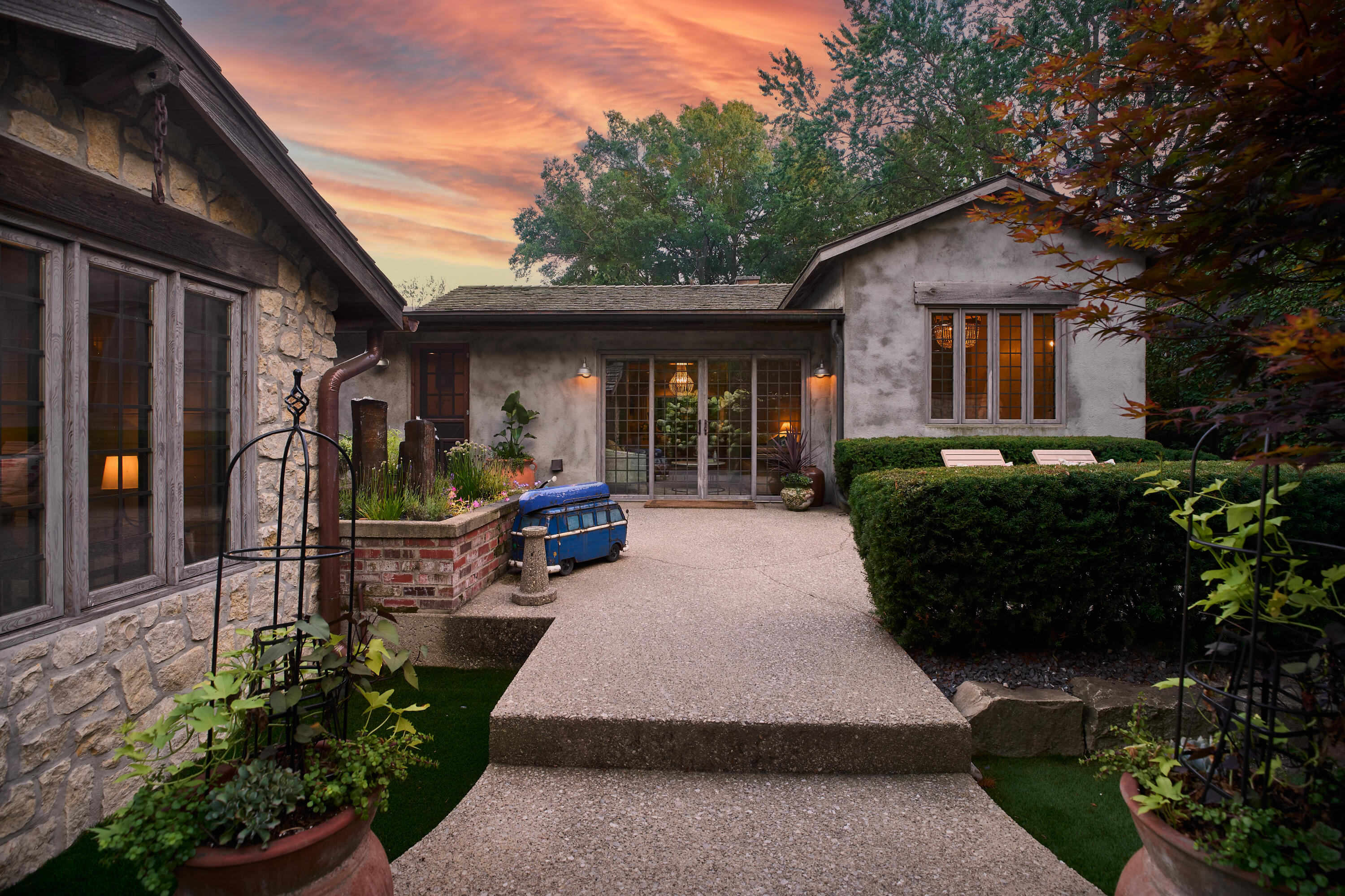 6639 Bandle Street Saugatuck MI 49453