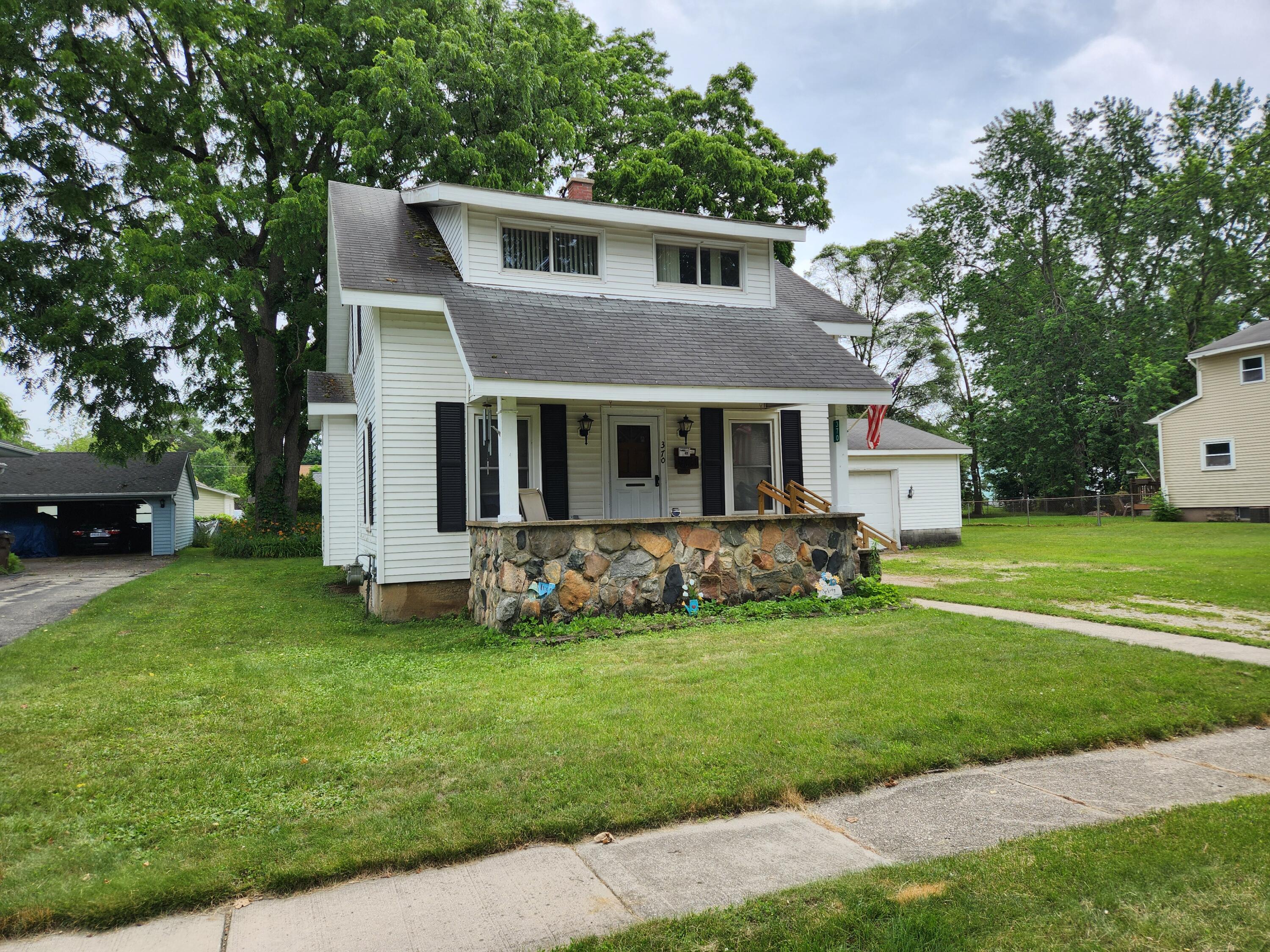 370 Sigsbee Street Rockford MI 49341