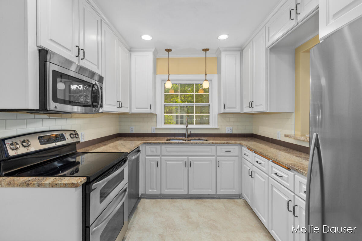 2122 Tenway Drive SE Grand Rapids MI 49506