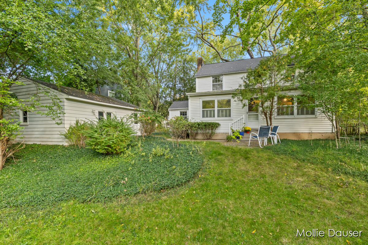 2122 Tenway Drive SE Grand Rapids MI 49506