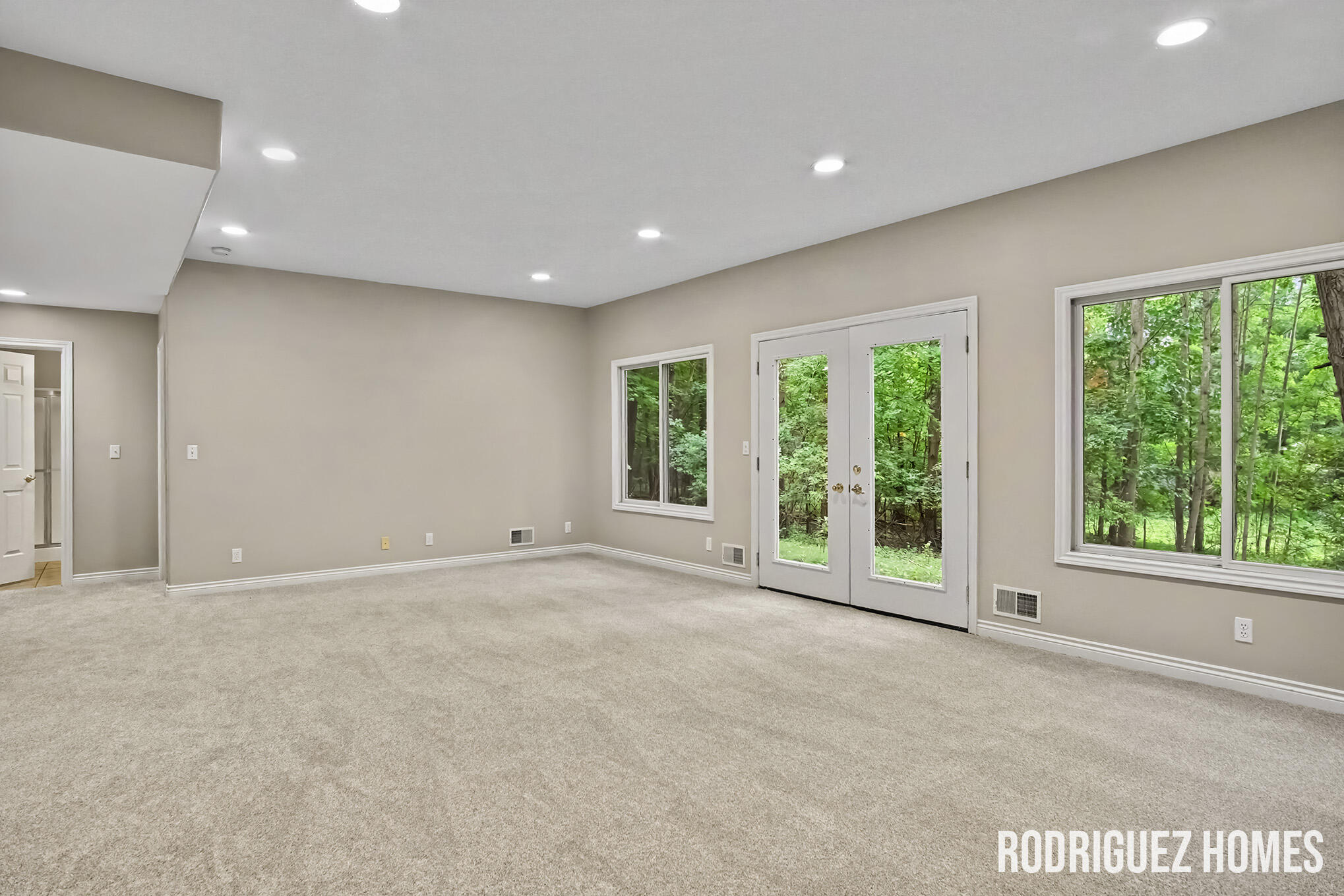 4639 Plateau View Drive NE Grand Rapids MI 49525