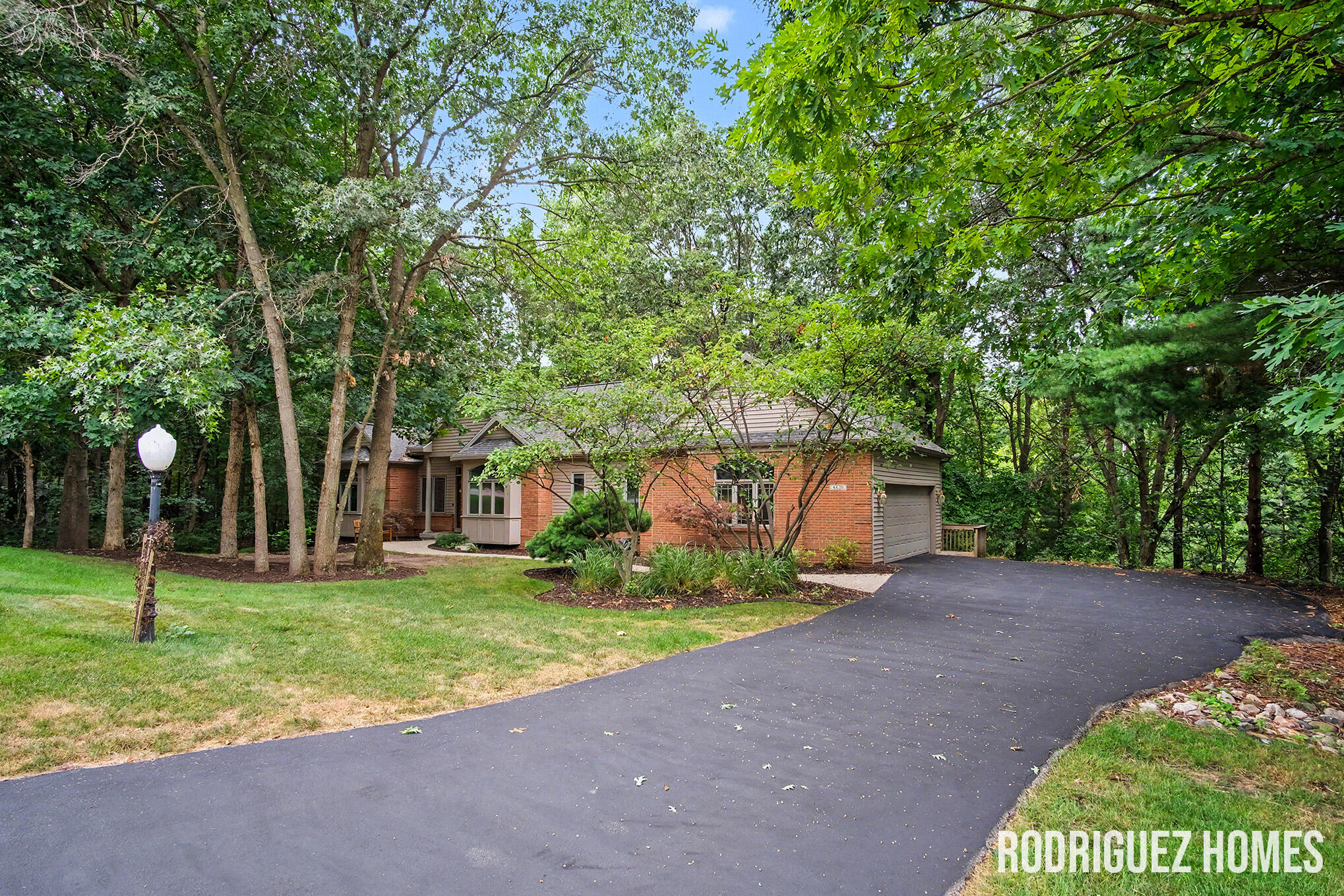 4639 Plateau View Drive NE Grand Rapids MI 49525