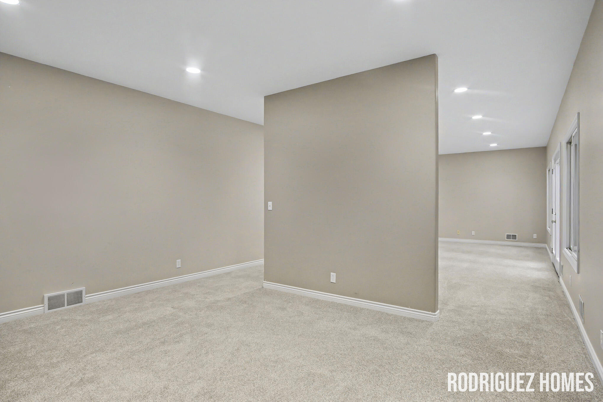 4639 Plateau View Drive NE Grand Rapids MI 49525