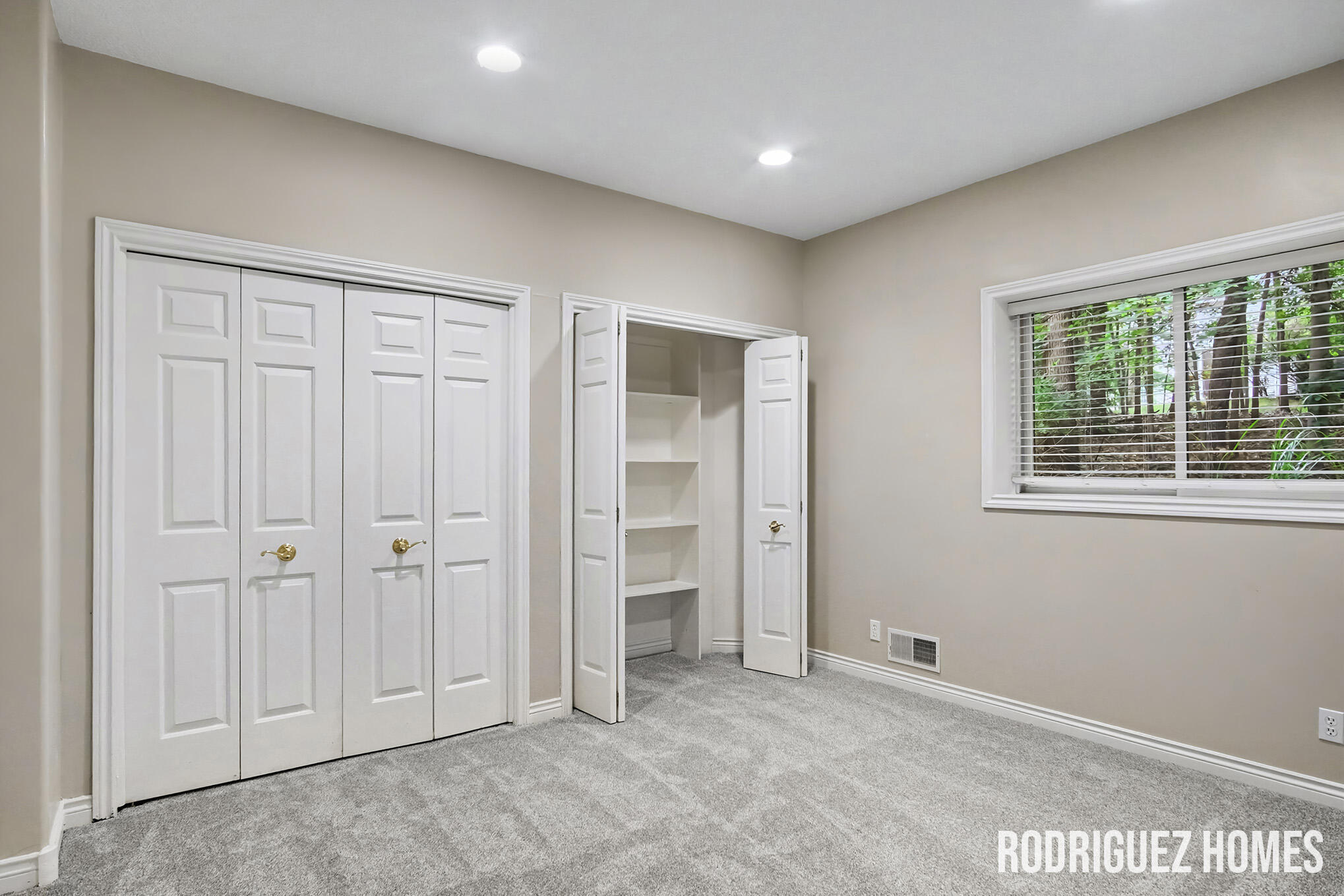 4639 Plateau View Drive NE Grand Rapids MI 49525