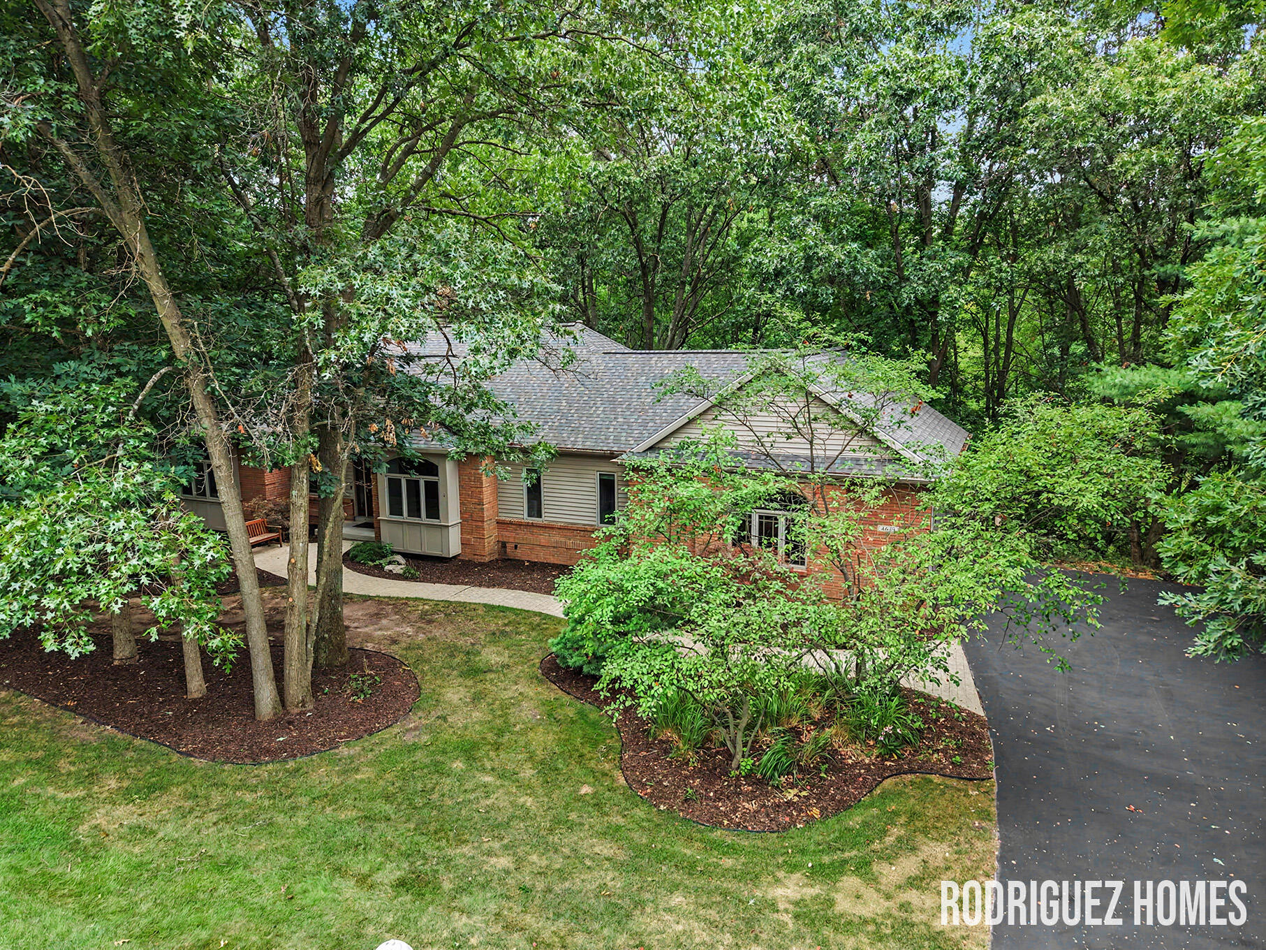 4639 Plateau View Drive NE Grand Rapids MI 49525