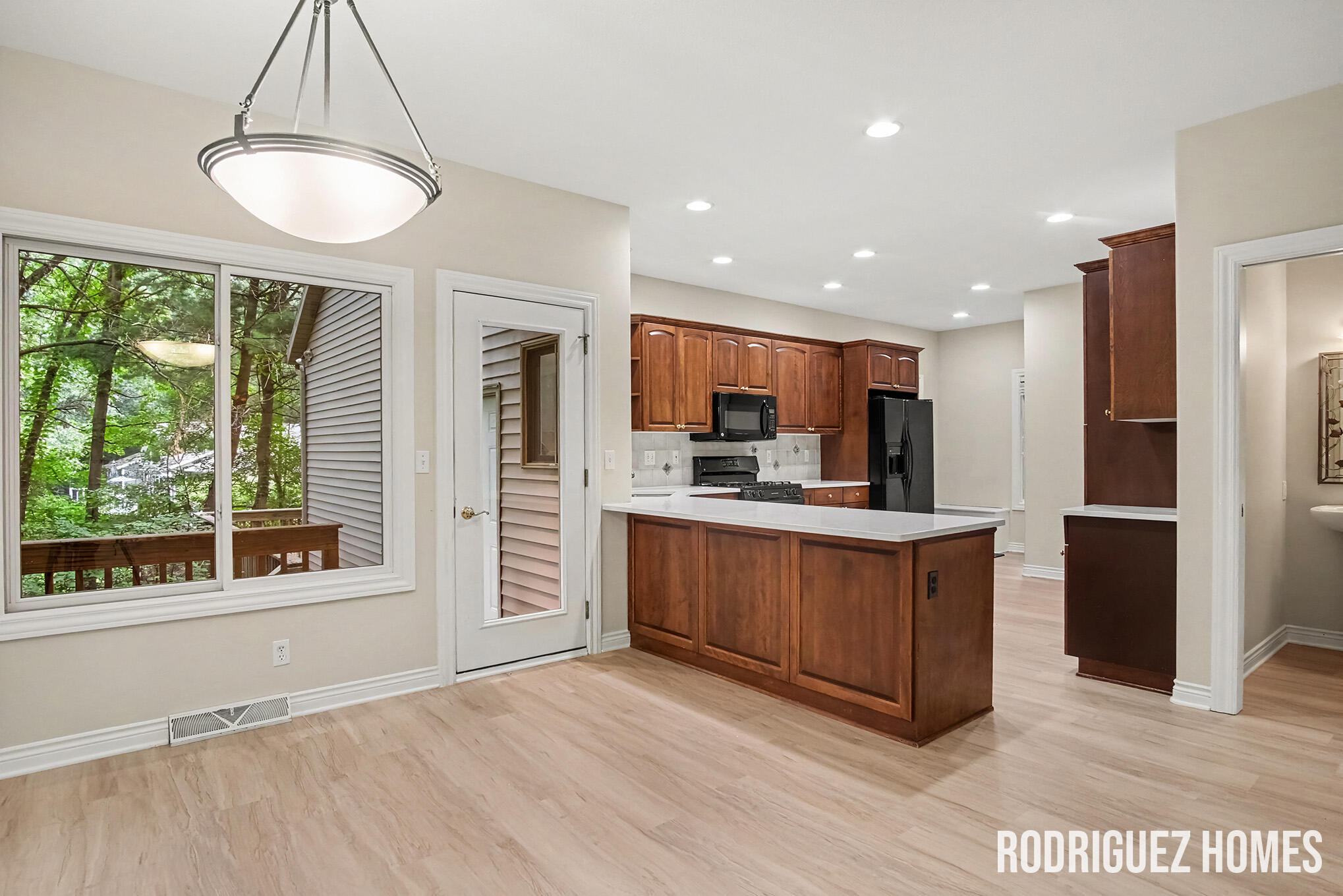 4639 Plateau View Drive NE Grand Rapids MI 49525