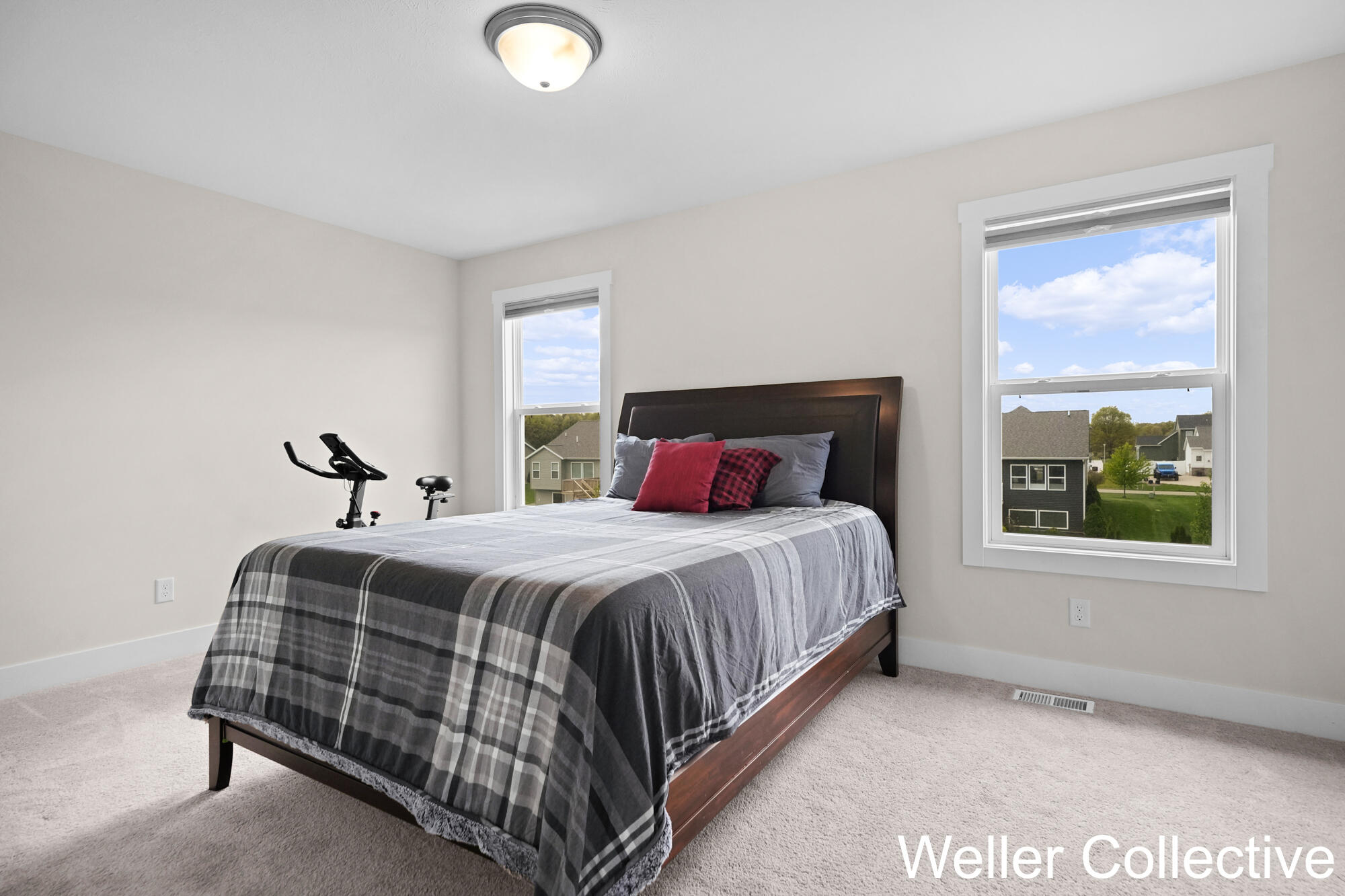 2085 Poplar Court Muskegon MI 49445
