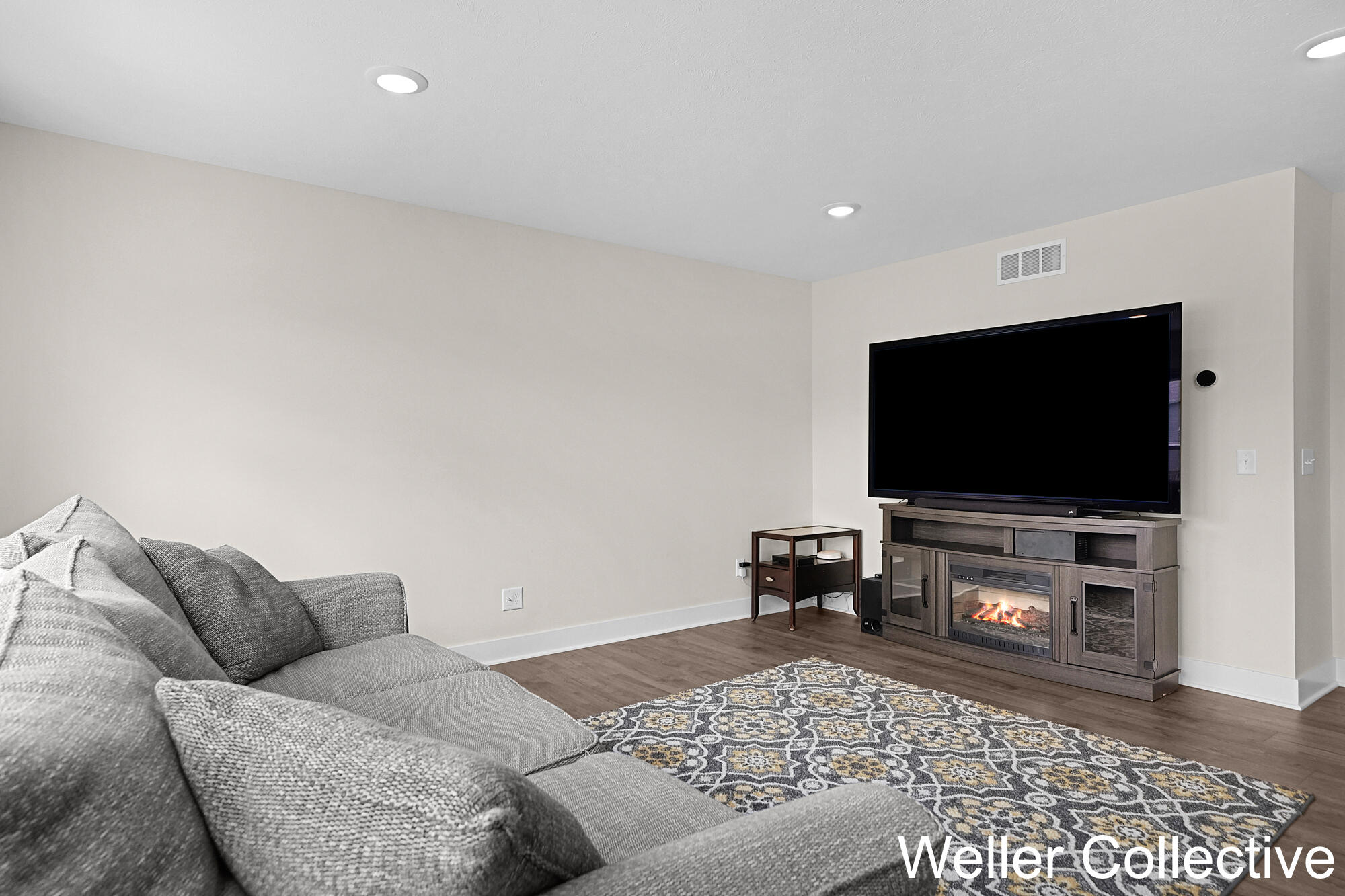 2085 Poplar Court Muskegon MI 49445