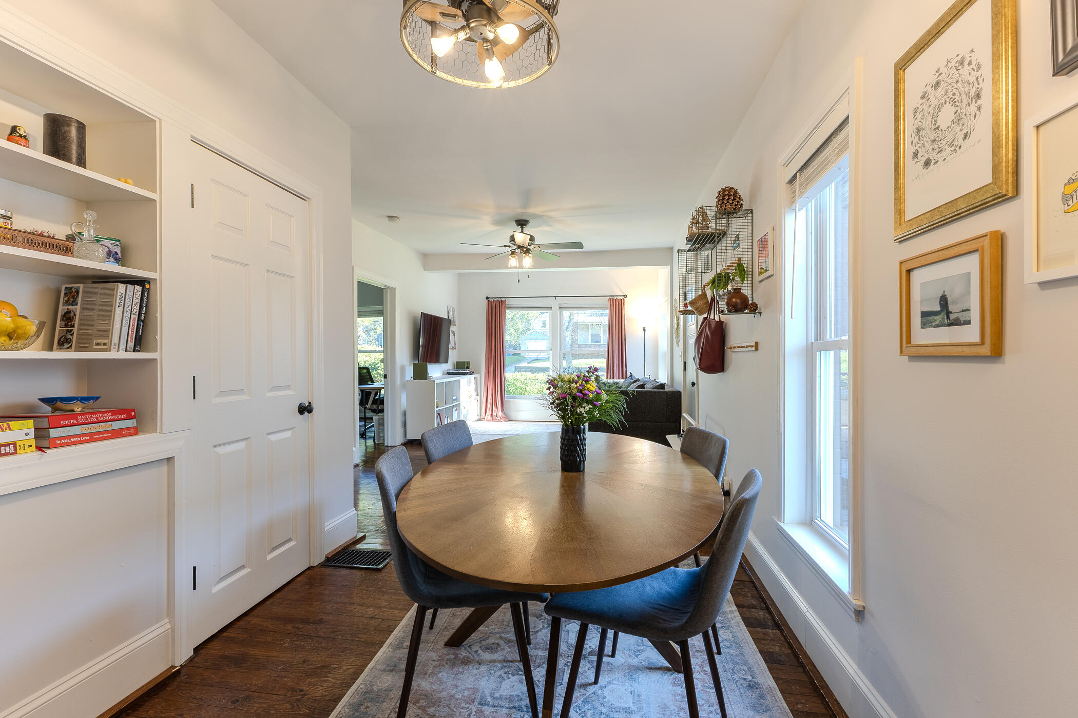 832 Sigsbee Street SE Grand Rapids MI 49506